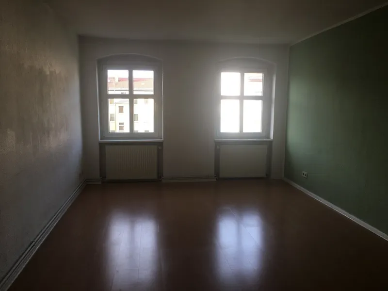 Teilgewerbliche Vermietung! Gepflegte 2-Zimmer Altbauwohnung in Prenzlauer Berg! — photo 1